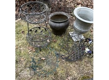 Six Miscellaneous Metal Garden Items