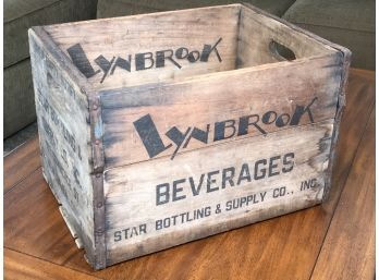 Awesome Vintage LYNBROOK BEVERAGES Crate With Art Deco Lettering - New Haven, CT - Store Firewood / Magazines