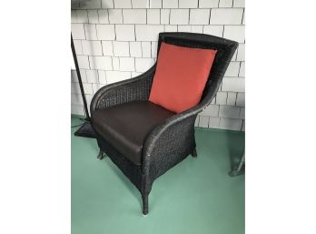 Great Looking Black Wicker Chair Very Nice Vintage Style - Comes With Brick Red Accent Pillow - Great Shape !