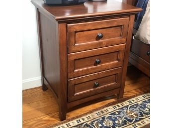 Very Nice Three (3) Drawer Night Stand / End Table - Simple But Very Functional - Very Good Condition - Nice !