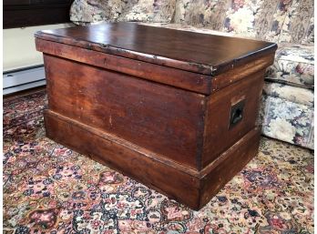 Amazing Antique Carpenters Chest / Trunk - All Dovetailed Construction - GREAT Old Patina - Great Wear !