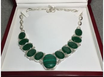 Amazing 925 / Sterling Silver Necklace With Jade Cabochons & Malachite Center Stone - VERY PRETTY PIECE !