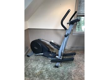 Awesome Nordic Track Elliptical Trainer - Model CXT910 - Low Hours - Very Good Cosmetic Condition - Nice Unit