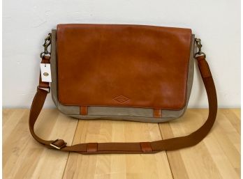 New! FOSSIL Aiden Messenger Leather Bag With Shoulder Strap