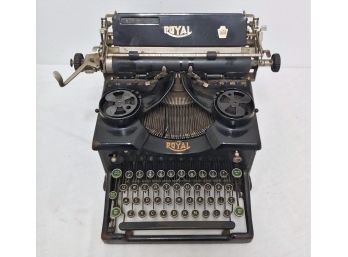 Antique 1920s Royal Typewriter