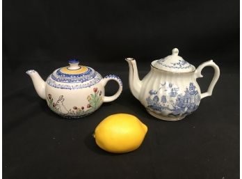Teapots For Two - Vintage Robinson Blue Willow Tea Pot 1989 And Second Unmarked