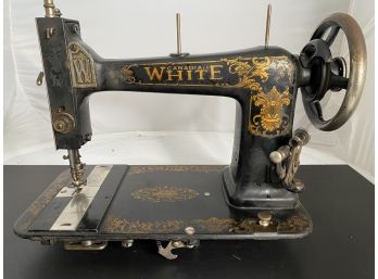 Canadian White Vintage Sewing Machine & Extra Parts