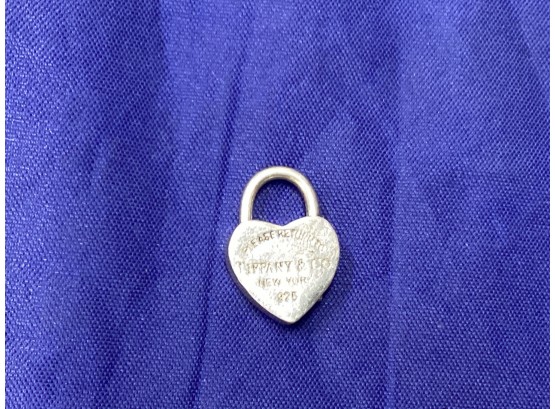 Tiffany & Co Sterling Silver Heart Lock Pendant Needs To Be Polished 4.83 G