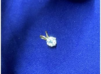 Beautiful 14k Gold Diamond Solitare Pendant Marked 14k Good Overall Condition Just Needs A Chain .23 Dwt