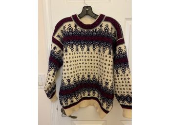 Gorgeous Dale 100 Norwegian Wool Sweater - VG Cond - Size M