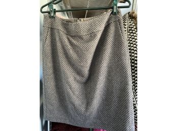 J Mclaughlin Women's Wool Skirt - Size 8 -Preowned In Good Condition