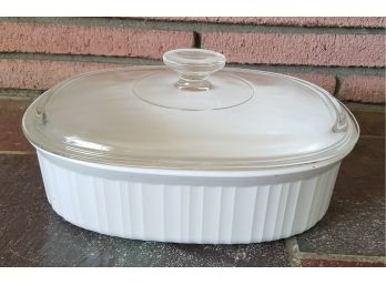 Corning Ware 2  1/2  Quart Oval Casserole Dish With Glass Lid