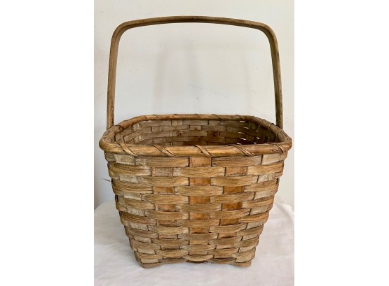 Handcrafted Square Splint Basket With Handle