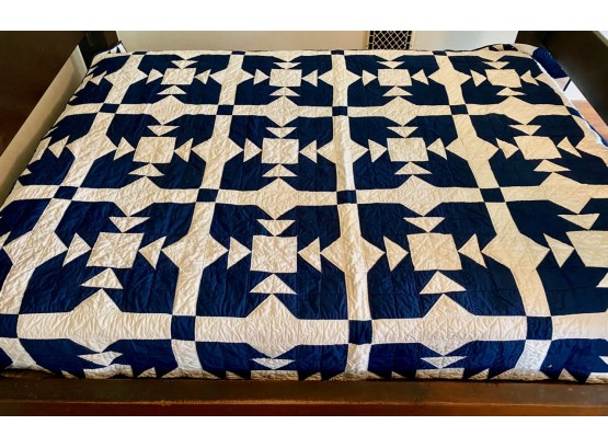 Immaculate Hand Stitched Blue & White Quilt