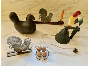 Metal And Wooden Chicken Lot (5)