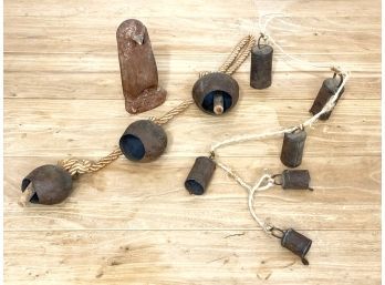Primitive Lot Of Rustic Bell / Chime Home Decor Collectables