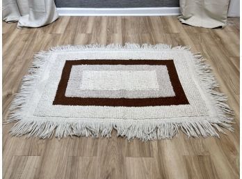 Pretty Off-white Hand Knotted Nubby Wool Area Rug With Fringe