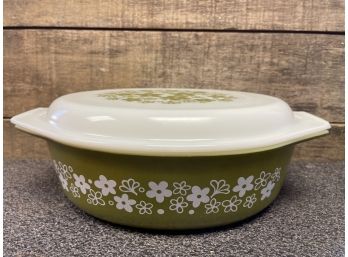 Crazy Daisy Pattern 2.5 Quart Oval Pyrex Dish With Lid