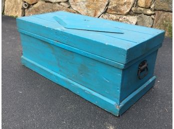 Great Vintage Country Wooden Tool Box / Small Trunk - Old Blue Paint - Diamond Pattern Top - Iron Bail Handles