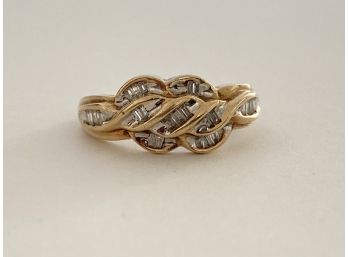 Vintage 10K Yellow Gold & Baguette Diamond Ring
