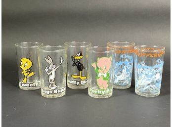 A Set Of Vintage Warner Bros. Juice Glasses: Bugs Bunny & More!