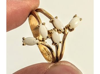 Flawless 18K Gold Plated Ring Ring Adorned With 5 White Stones  Size?