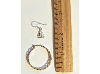 Simple And Elegant Silver Pierce Earrings - Hoops And And Trinity