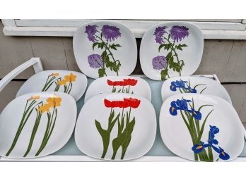 Eight Floral Dinner Plates By Henry Evans For Block/Langenthal,  Switzerland