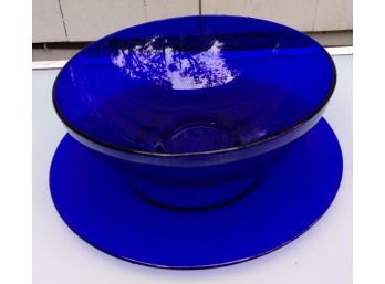 Fabulous Color And Condition On This Vintage Cobalt Blue Serving Bowl And Plate -