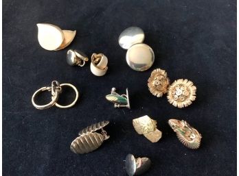 Lot Of Clip On And Screw Back Earrings - Gold Tone (11 Pairs)