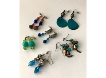 Lot Of 6 Pairs Of Colorful Earrings For Pierced Ears