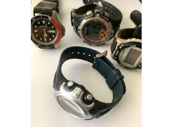 Lot Of 4 Men's Watches: Timex Trail Runner, Marathon, Barracuda, Timex 1440 Sport Watch WR50M - All As Is
