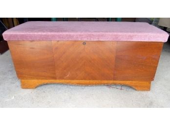 Late Deco Era Lane Cedar Chest W/upholstered Bench Seat Top