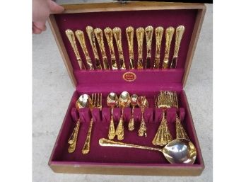 52pc Enchanted Rose Pattern Gold Plated Flatware By William Rogers In Silver Chest
