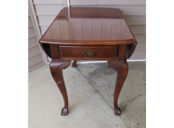 Walnut Finish Drop Leaf End Stand Or Table Clawfoot Queen Anne Style Legs