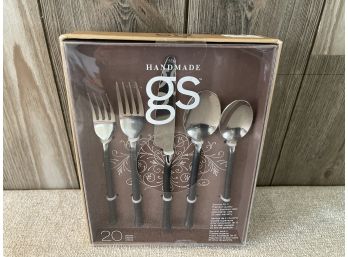 A New In Box 20 Piece Handmade GS Set For 4, Premium Quality 18/10 Stainless Steel