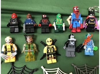 Lego Marvel Mini Figure Set