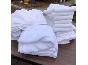An Assortment Of Towels In Less Than Perfect Condition - Pets, Garage