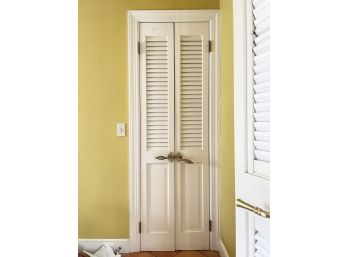 A Pair Of Louvered Doors With Elegant Brass Hardware - 115