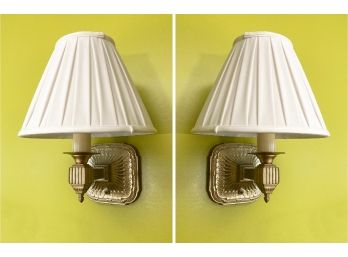 A Pair Of Art Deco Wall Sconces - 1010