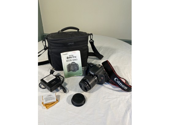 Canon EOS Rebel T3i 18MP Super Clean Low Use 18-55 And Two Batteries Instruction Manual And Bag Photography