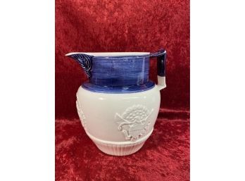 A Mottahedeh Design Porcelain Canton Pitcher 7.5in Diplomatic Eagle