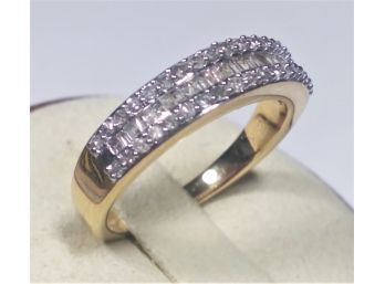 Modern Gold Tone CZ Band Ladies Ring About Size 7