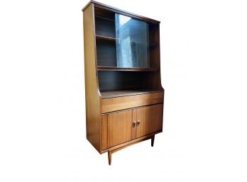 Vintage Mid-Century Modern Glass Front Cabinet / Hutch