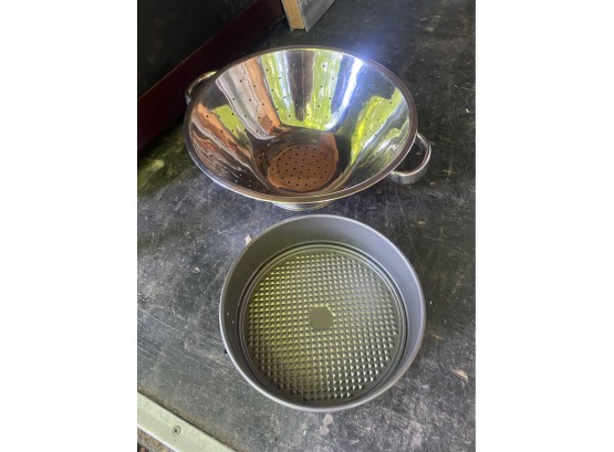 Spring Form Pan And Strainer