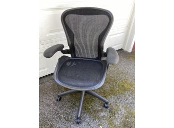 HERMAN MILLER Black Mesh Adjustable Desk Chair - 26'w X 19'd X 42'h