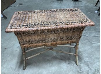 Awesome Wicker Standing Knitting Basket Table W/storage