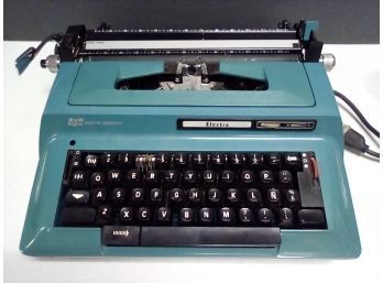 Vintage Smith-Corona Electra Electric Typewriter & Case - Model 3LMA-  For Parts E5