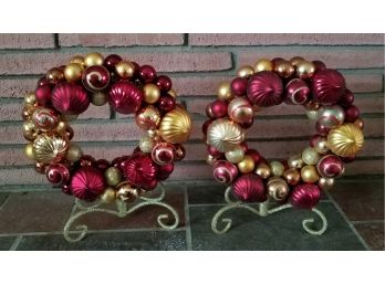 Colorful Christmas Decor - Metal Stands With Extended Arms/hooks