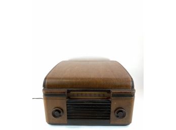 RCA Victor Victrola Phonograph Player With AM Radio*